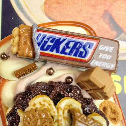 Snickers x Lotus Biscoff decoden Fridge Magnet
